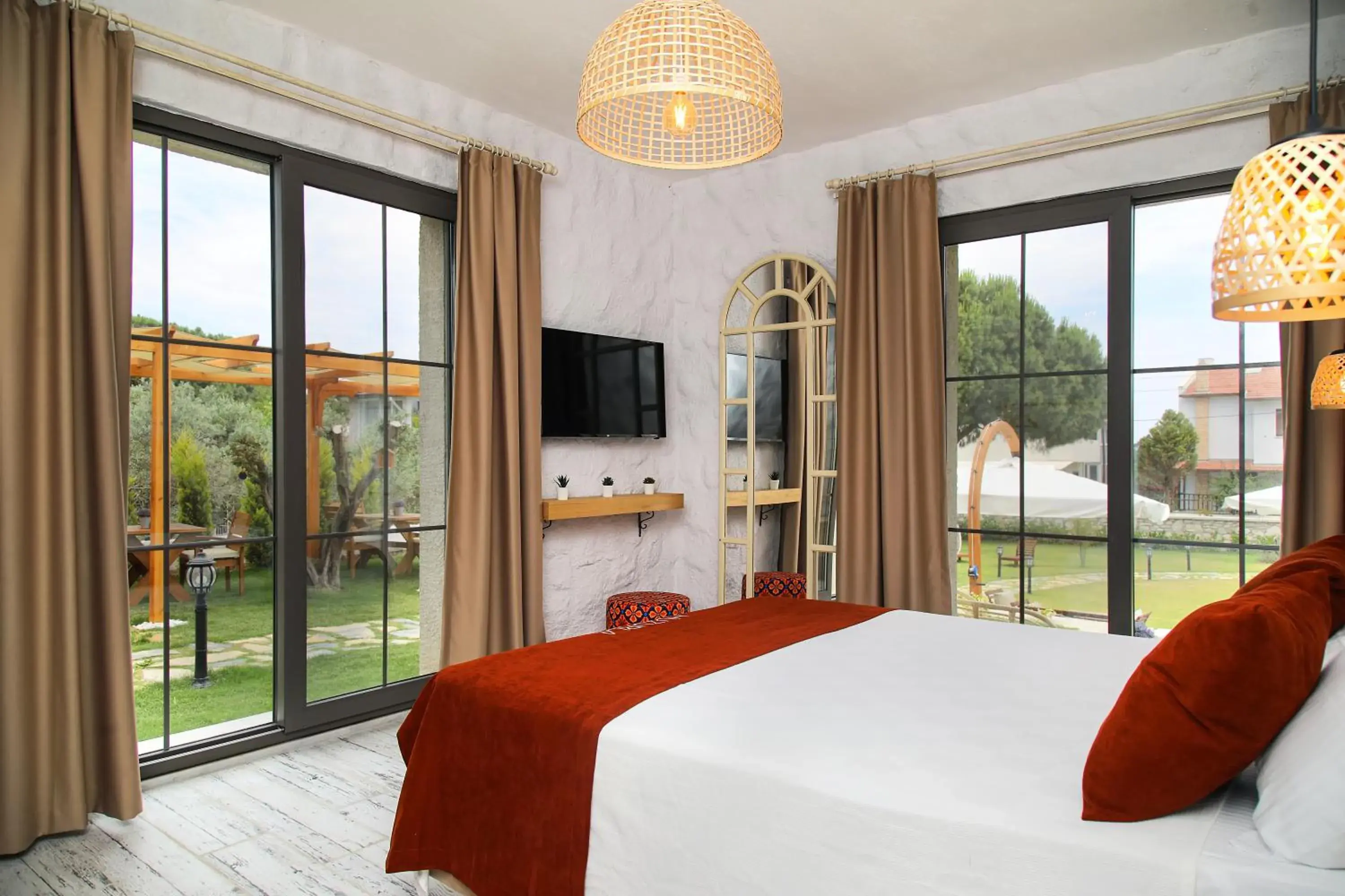 Bed in Huzurla otel